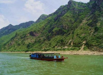 除了丹东鸭绿江、宜昌葛洲坝,江水很清澈的知名旅游休闲场所原来还有这些